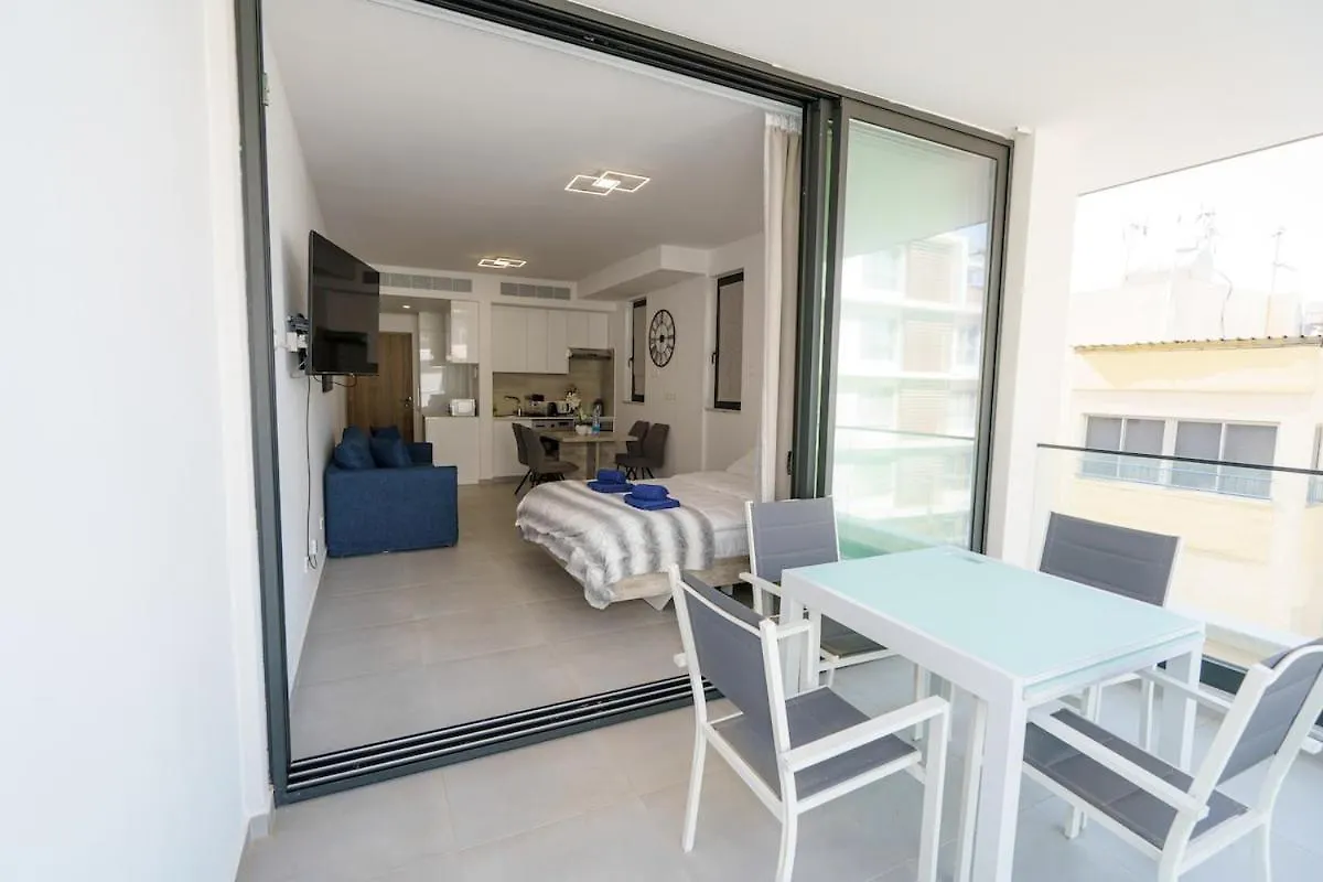 Hubstay - Suite 49 In Mackenzy Larnaca 0*,  Chipre