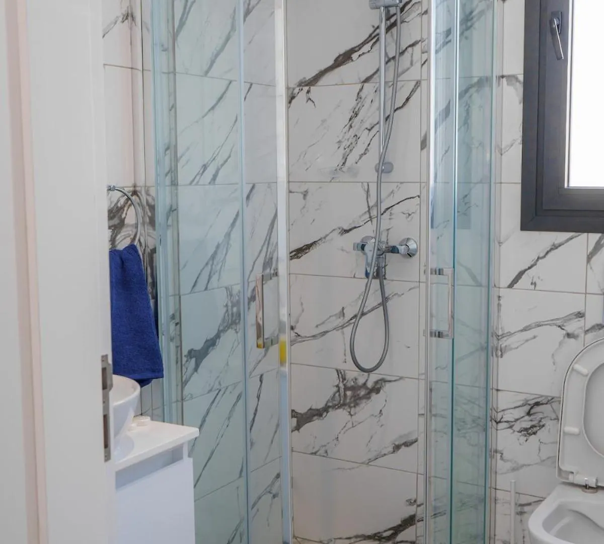 Hubstay - Suite 49 In Mackenzy Larnaca Apartamento